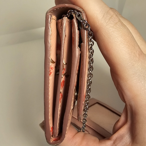 Prada Pink Saffiano Leather with Floral bouquet Pattern and Detachable ID - COA - Picture 4 of 9